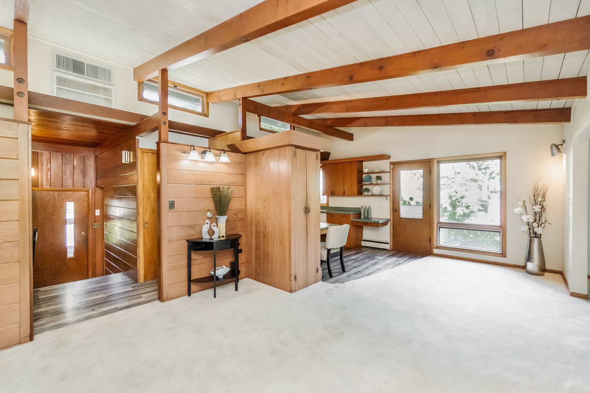 Midwest Mid-Century Modern Home for Sale